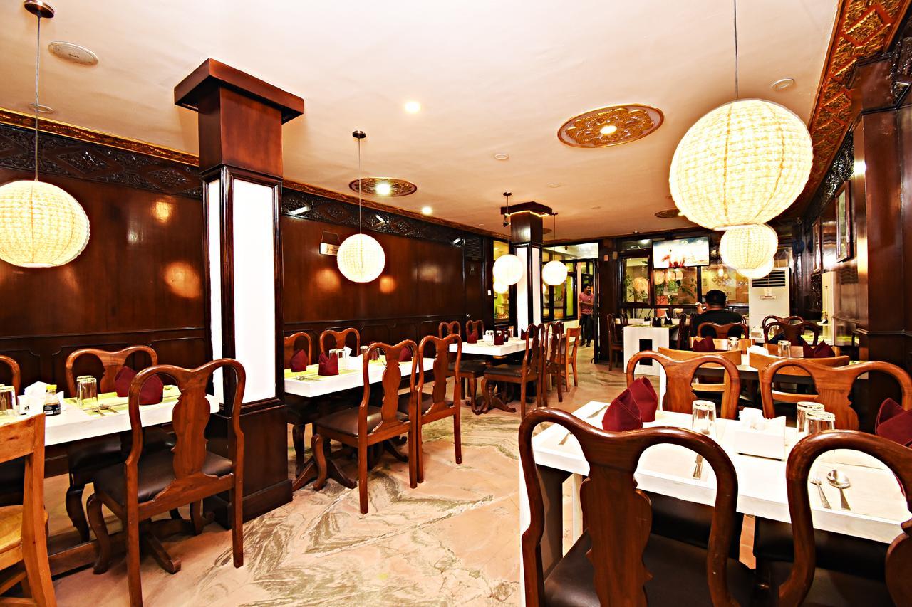 Hotel Pleasure Home Kathmandu Buitenkant foto
