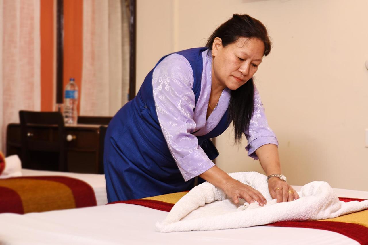 Hotel Pleasure Home Kathmandu Buitenkant foto